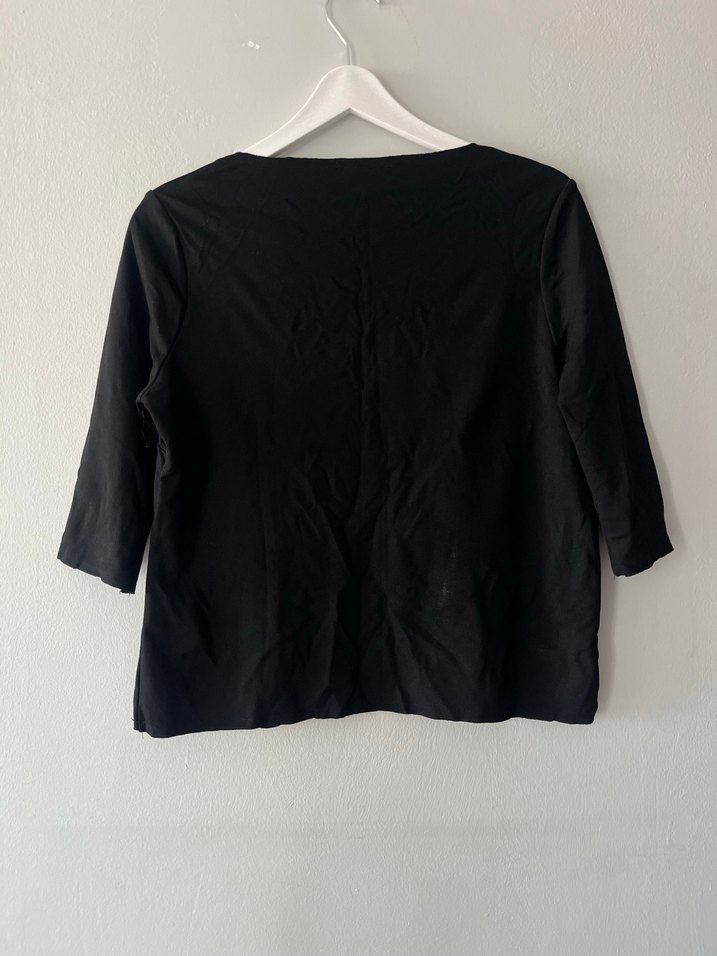 Siyah Minimal Badi — görsel 9/10