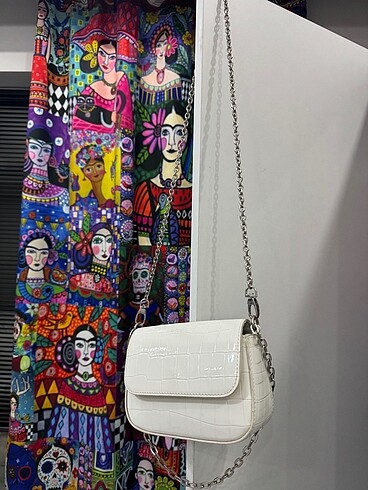 bershka çanta