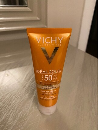 Vichy İdeal Soleiş 50+ Güneş Kremi