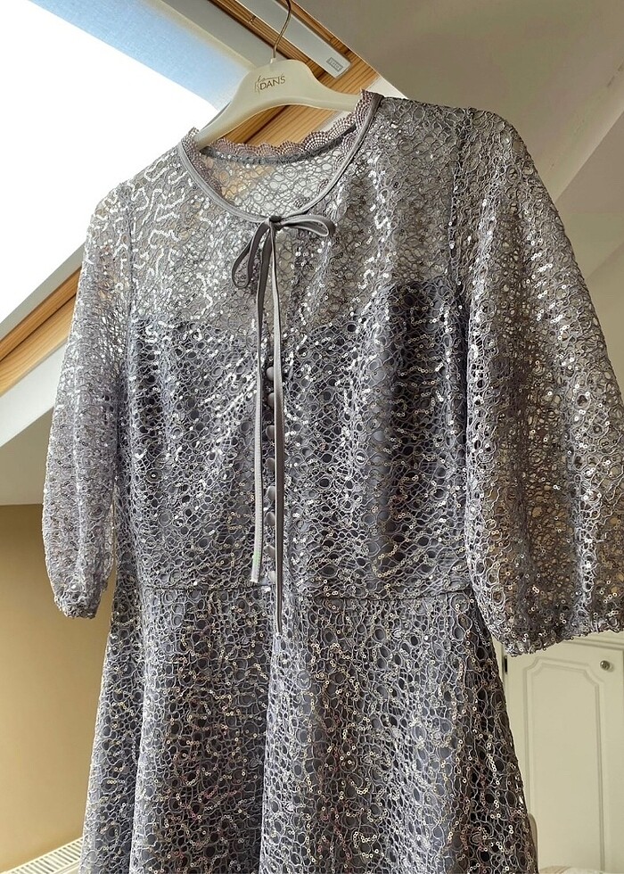 Gri midi boy elbise - Görsel 2