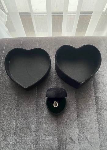 Siyah Kadife Kutu - Görsel 2