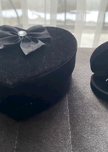 Siyah Kadife Kutu - Görsel 4