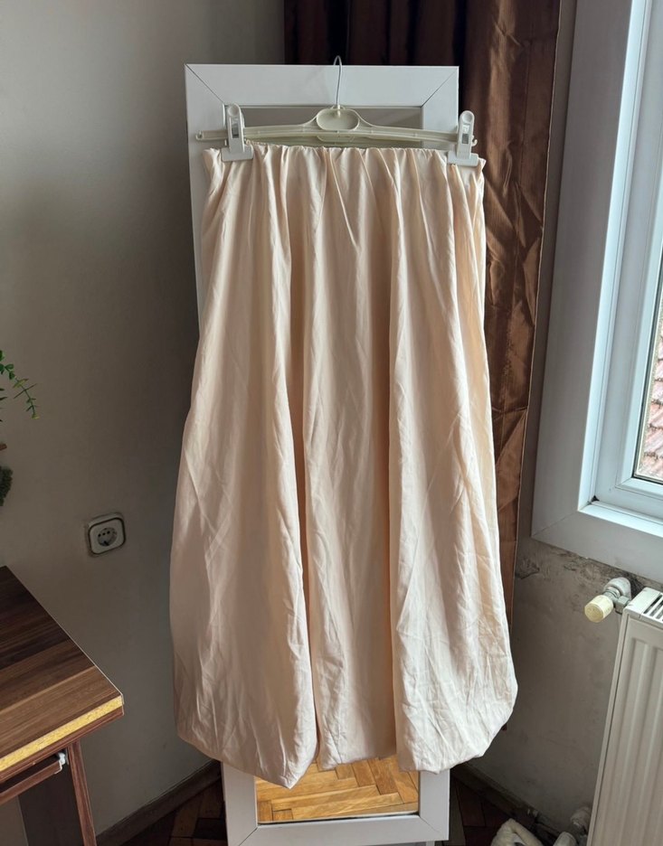 Bej İpek Görünümlü Uzun Fransız Etek - Görsel 2