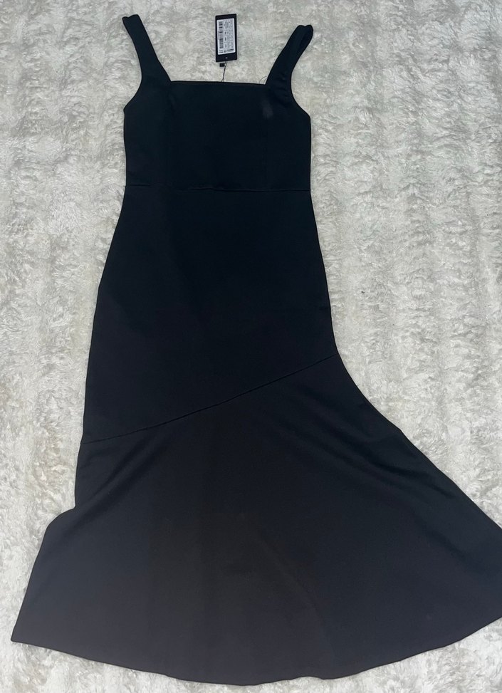 Kolsuz Siyah Uzun Elbise - Görsel 2