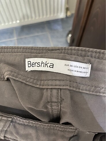 s Beden BERSHKA