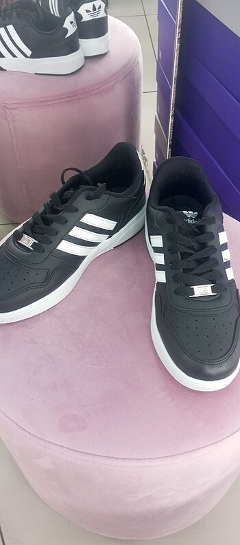 37 Beden siyah adidas