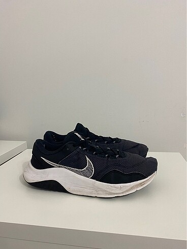 Nike Legend Essential 3 Next Nature