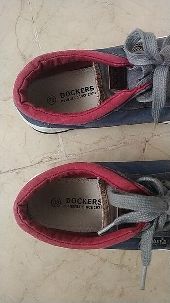 Ayakkabı modelinden dolayı biraz eski gibi duruyor. - Görsel 2