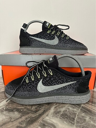 Nike spor ayakkabı