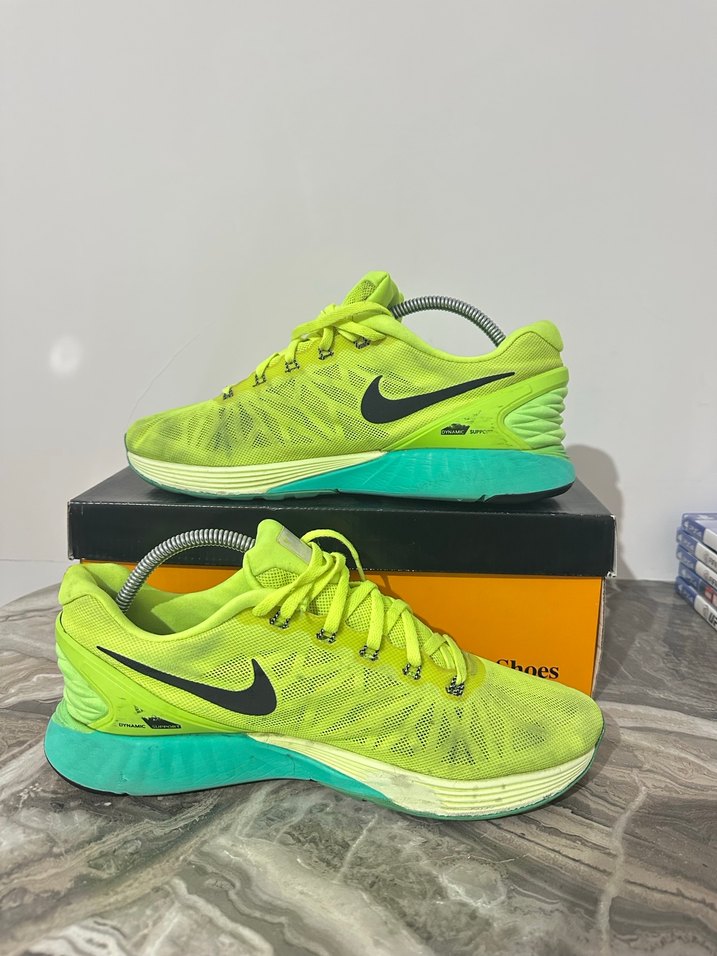 Nike spor ayakkabı - Görsel 2