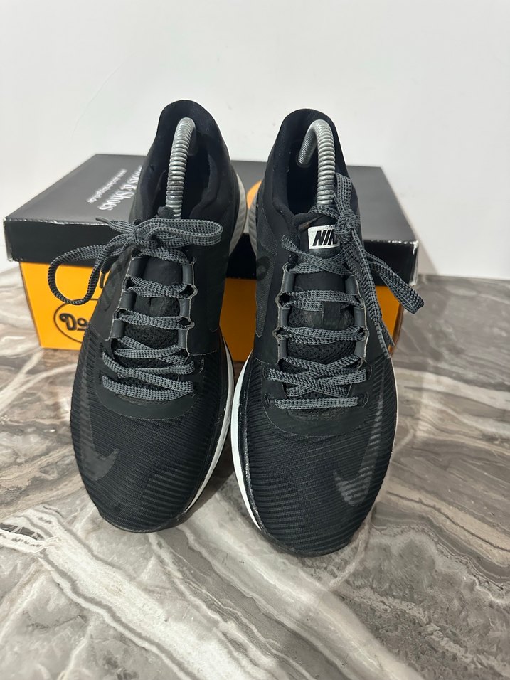 Nike Spor Ayakkabı - Görsel 3