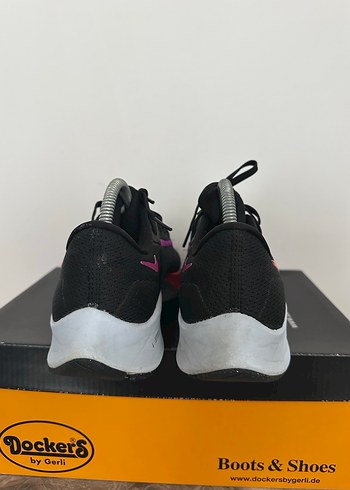 Siyah-Pembe Nike Koşu Ayakkabısı - Görsel 4