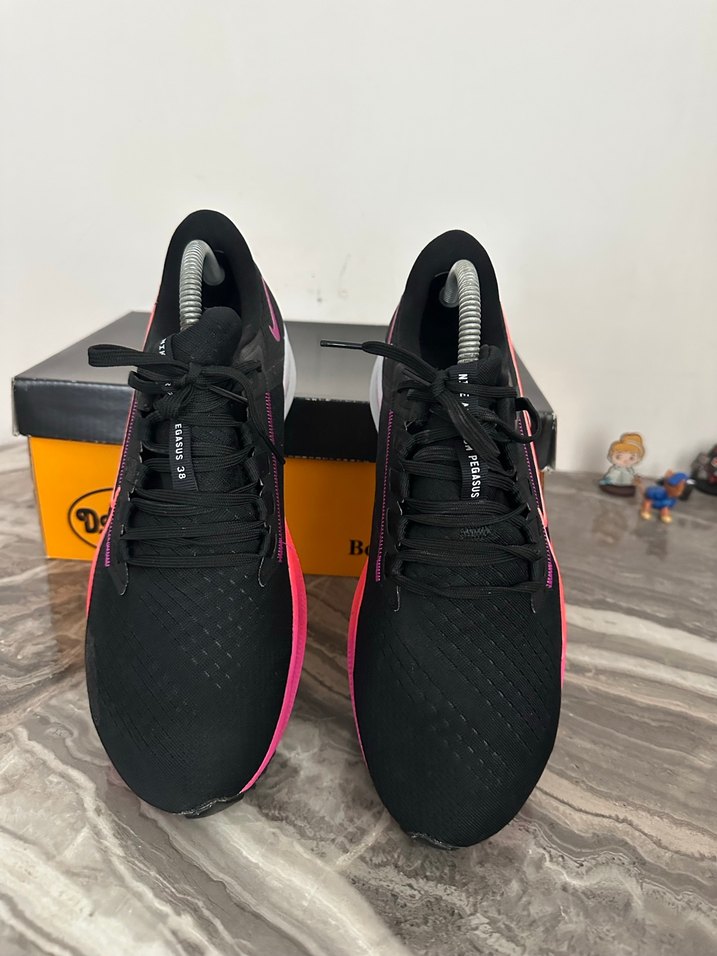 Siyah-Pembe Nike Koşu Ayakkabısı - Görsel 3