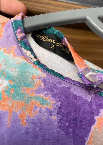 Renkli Batik Desenli Tunik - Görsel 2