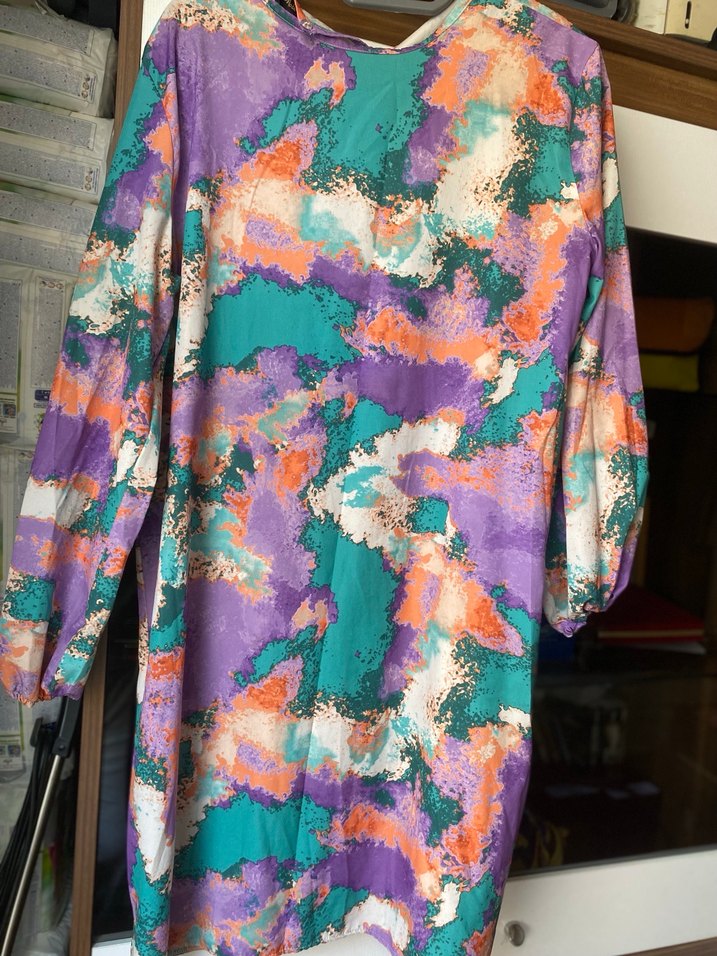 Renkli Batik Desenli Tunik - Görsel 4