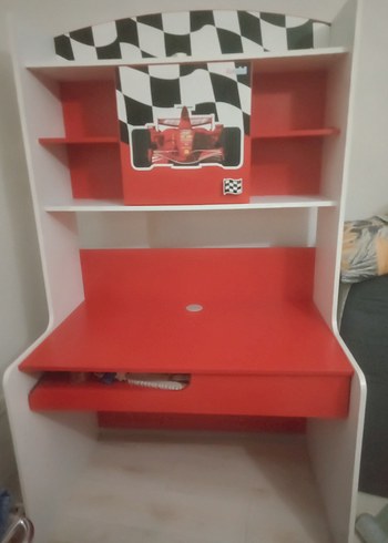 Kırmızı Çocuk Raflı Çalışma Masası - Görsel 3