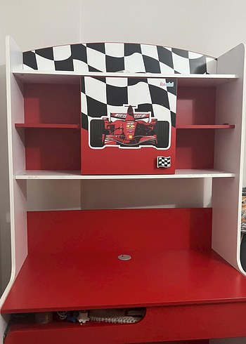 Kırmızı Çocuk Raflı Çalışma Masası - Görsel 2