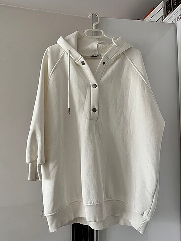 Beyaz sweatshirt