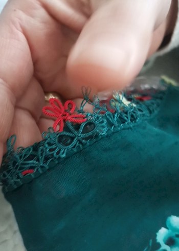 Dantel Detaylı Çok Renkli Kadın Fular - Görsel 4