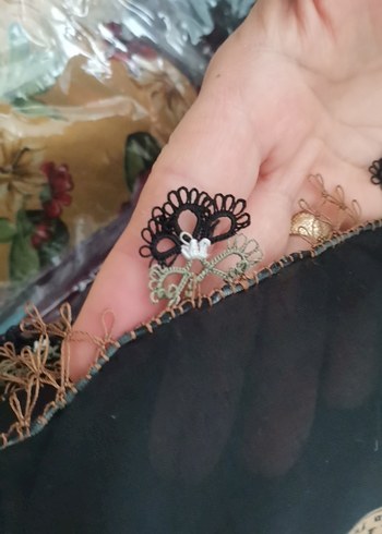 Siyah Dantel Detaylı Bohem Kadın Fular - Görsel 2