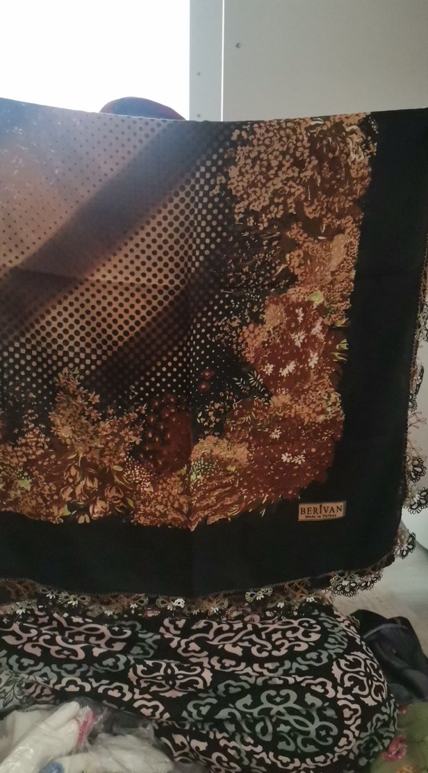 Siyah Dantel Detaylı Bohem Kadın Fular - Görsel 3