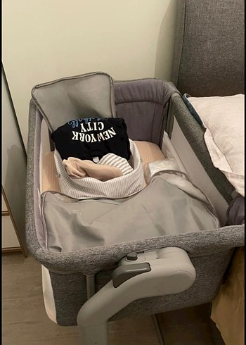 Gri Yan Yataklı Bebek Beşiği - Görsel 2