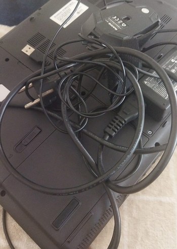 Gri Acer Laptop - Görsel 4