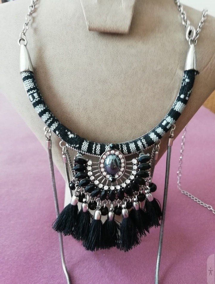 El Yapımı Etnik Kolye - Görsel 2