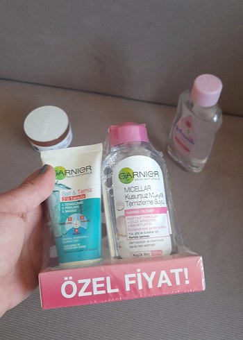 Yüz Bakım Seti Ve Vücut Yağı - Görsel 3