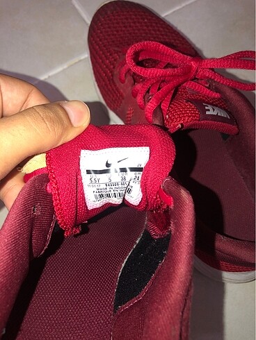 38 Beden kırmızı Renk Orijinal Nike Kırmızı Ayakkabı