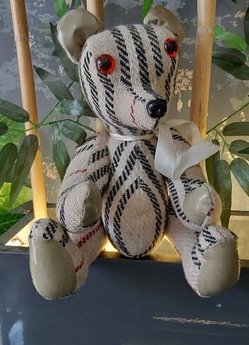 Burberry oyuncağı
