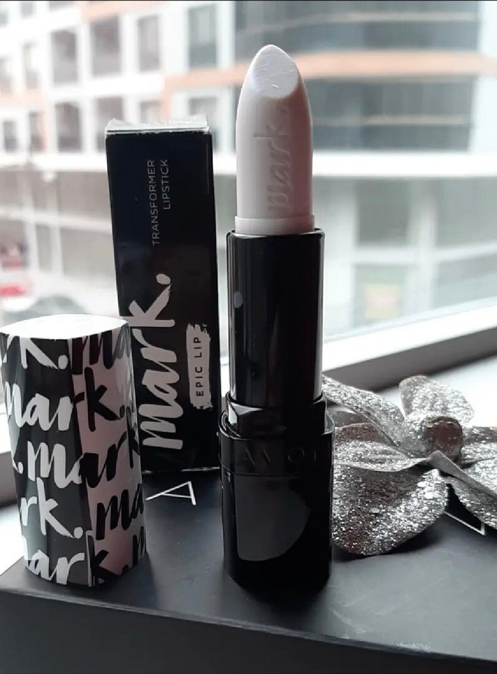 Avon Mark hologram Beyaz Ruj - Görsel 2