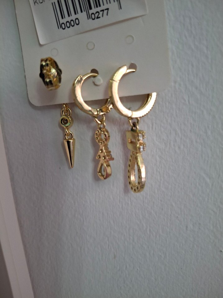 Altın Renk Mini taşlı 3 lü Küpeler - Görsel 3