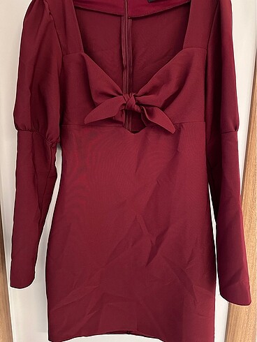 38 Beden Bordo gece elbisesi