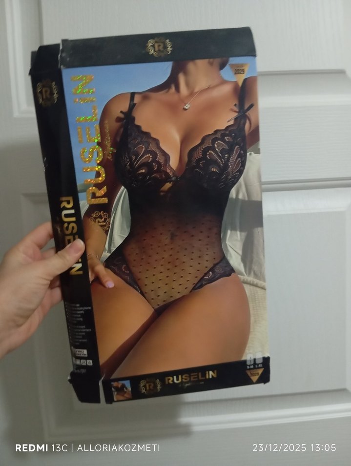 Dantel Detaylı Siyah Deri Bustiyer - Görsel 2