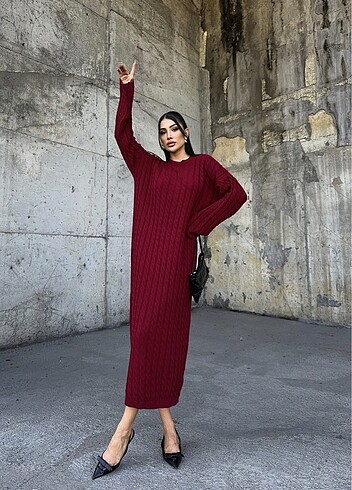 Bordo Saç Örgülü Elbise