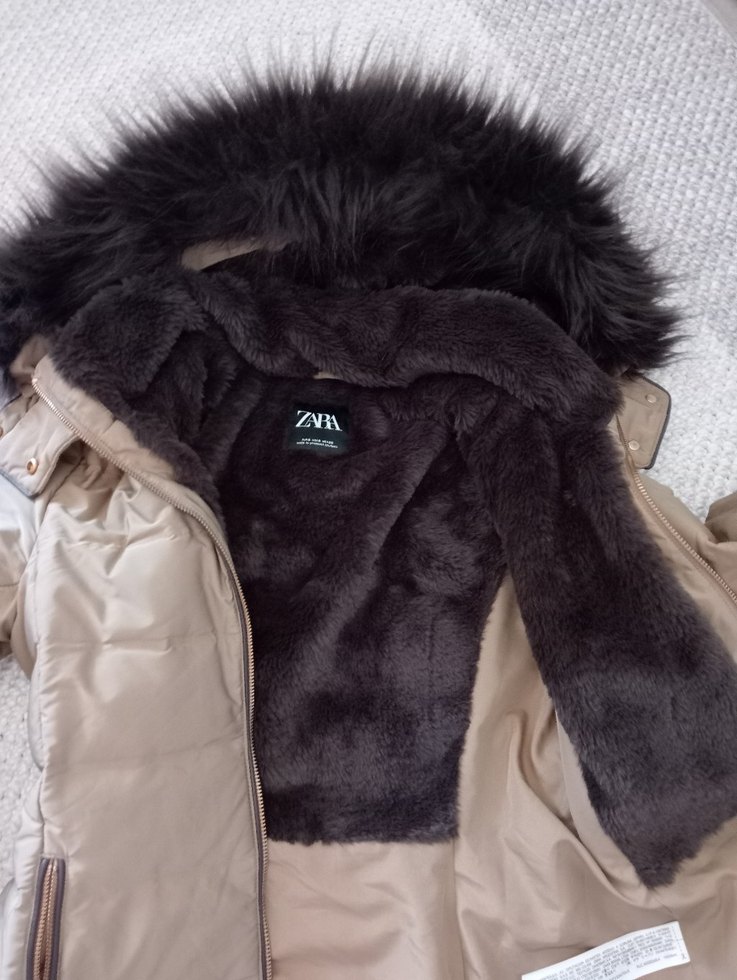 Kürk Detaylı Bej Kadın Kışlık Mont - Görsel 2