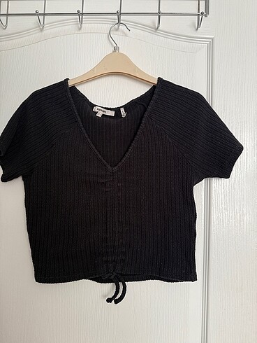 Koton v yaka crop
