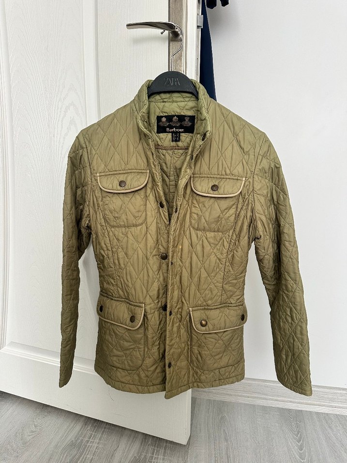 Barbour Bej Kapitone Ceket — görsel 2/5
