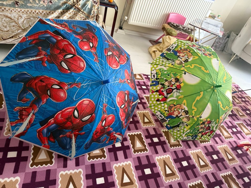 Çocuklar için Renkli Baskılı Şemsiye - Görsel 3