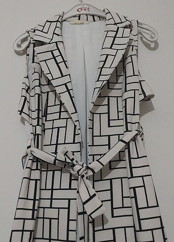 Geometrik desenli ceket yelek
