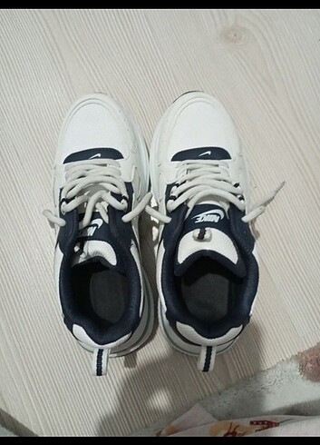 37 Beden Nike Ayakkabı