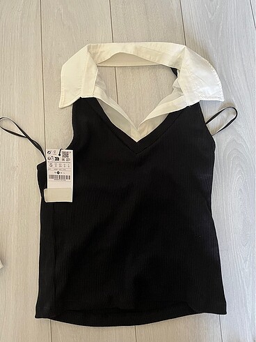 s Beden Stradivarius kontrast yakalı top