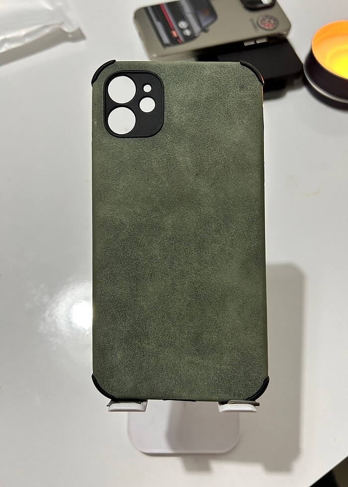 İPhone 11 Süet Haki Telefon Kılıfı - Görsel 3