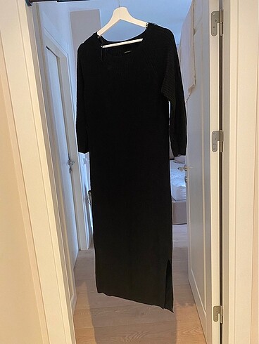 xs Beden siyah Renk Massimo Dutti iki yandan yırtmaçlı elbise