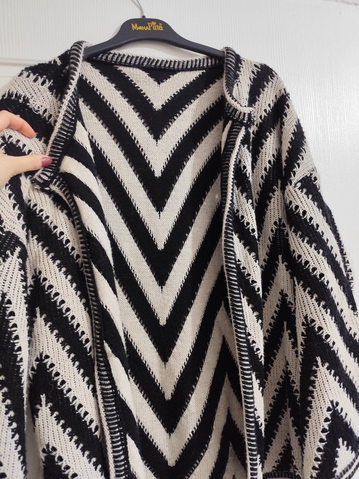 Bohem Gri Zebra Desenli Kadın Hırka - Görsel 2