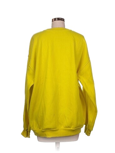 xs Beden Bershka Sweatshirt %70 İndirimli.