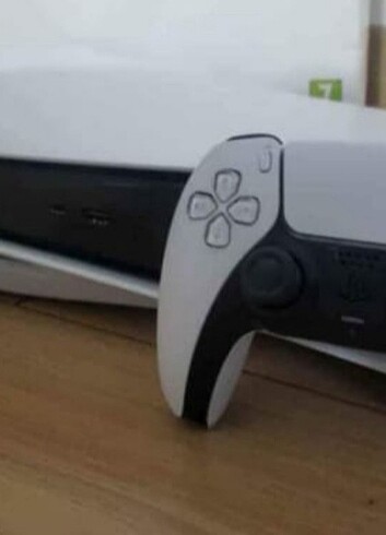 Beden Renk Sony Playstation 5 + cift joystick + 3 oyun