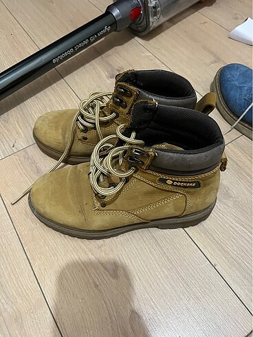 37 Beden Dockers bot