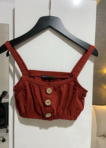 Bershka Düğmeli Kahverengi Süet Mini Crop Top